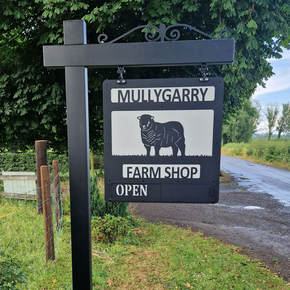 Metal Pole Sign - 100x50 Rectangle Box Section